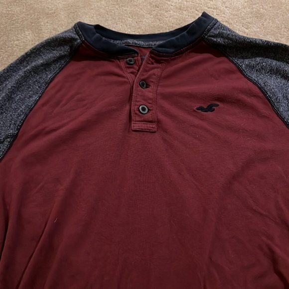 Long Sleeve Hollister Shirt - Picture 2 of 3
